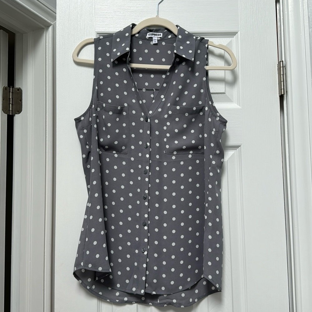Express Portofino sleeveless blouse